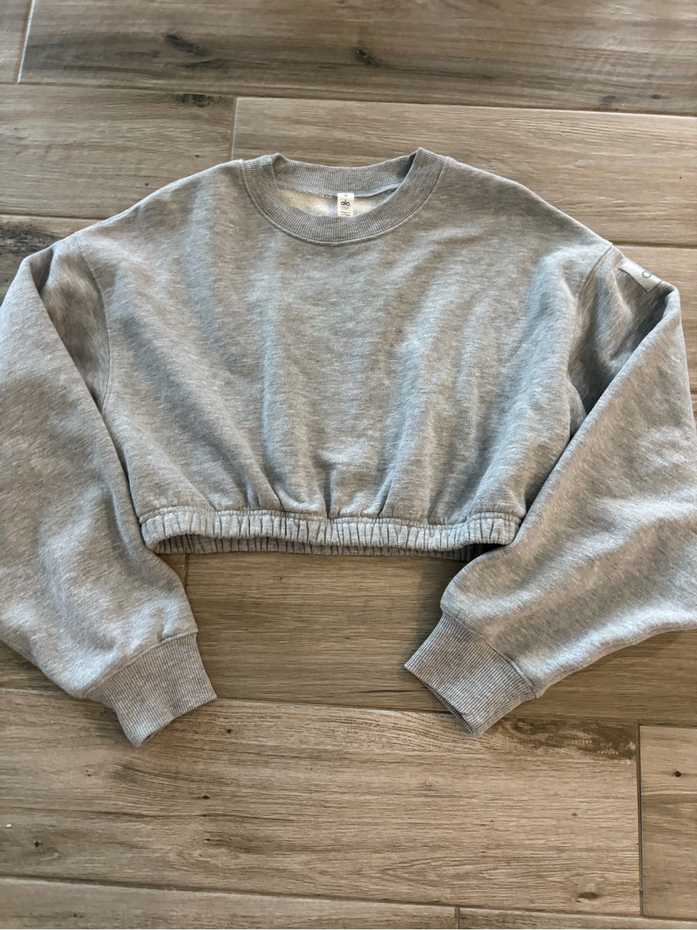 alo yoga crewneck